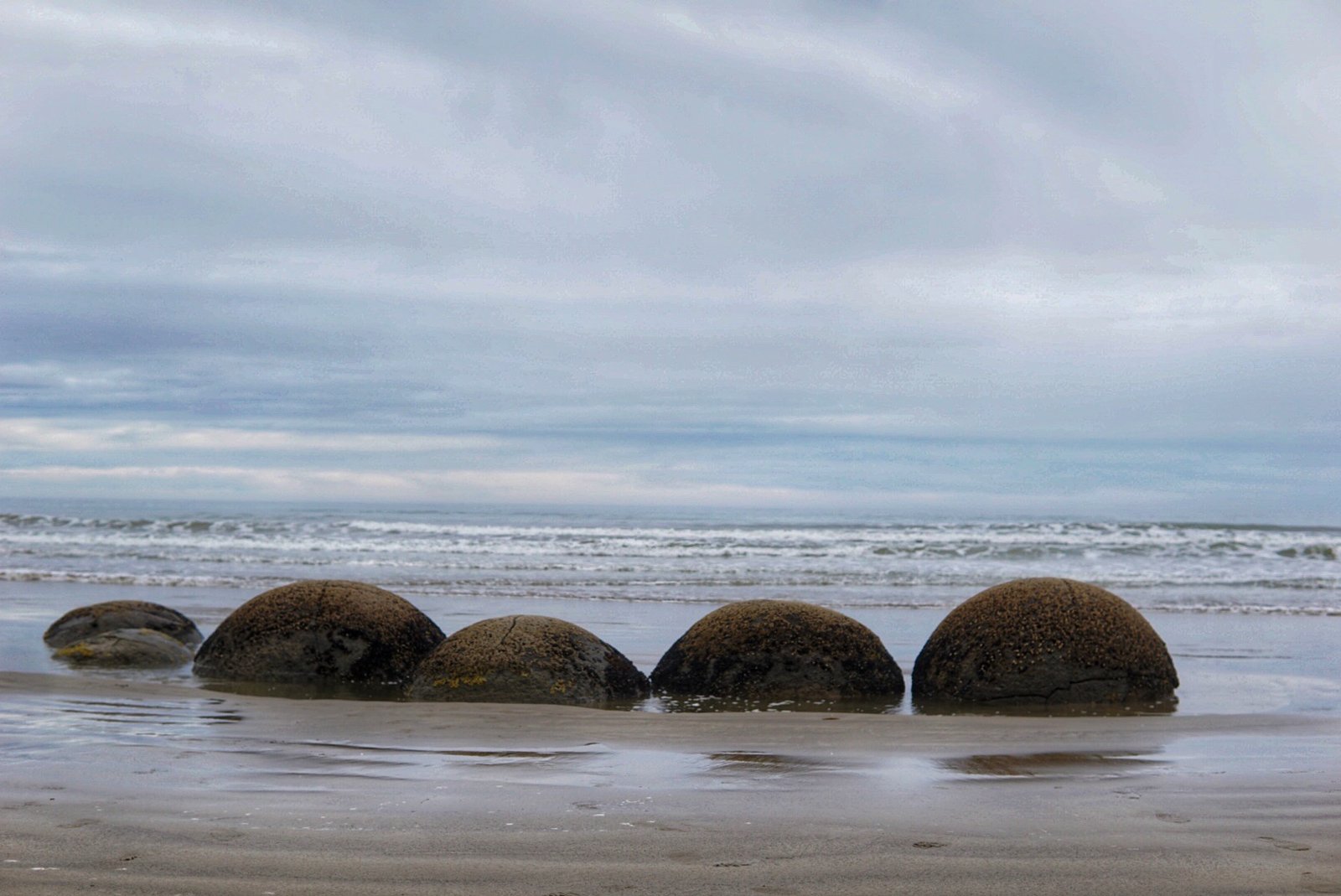 Moeraki&nbsp;Boulders : une halte insolite sur la côte Est de la Nouvelle-Zélande