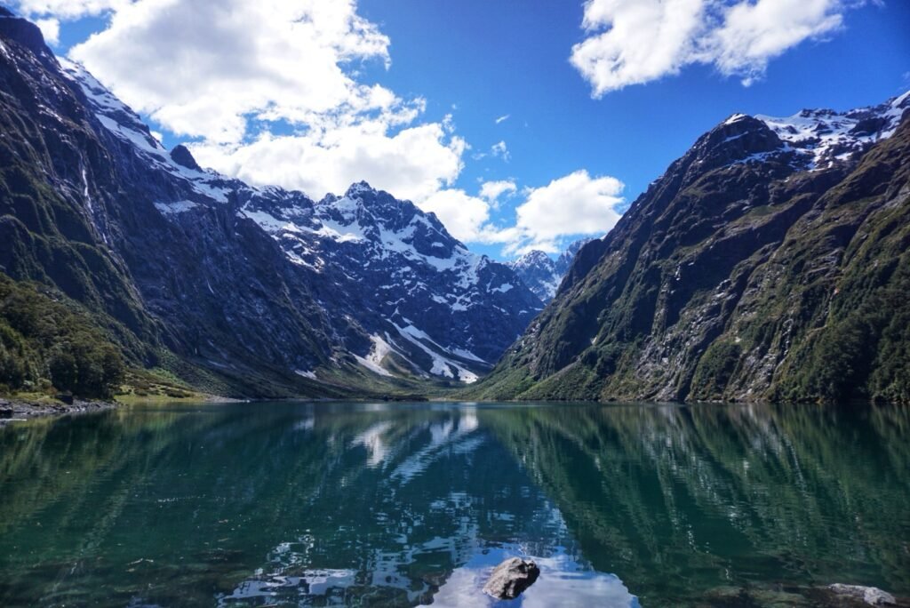 La vue sur le lac Marian en haut de la randonnée 